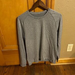 Lululemon Metal Vent Tech Men’s Gray Long Sleeve Shirt